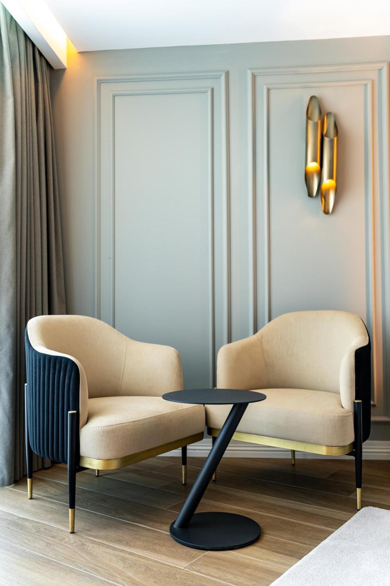 Hotel Qlusive