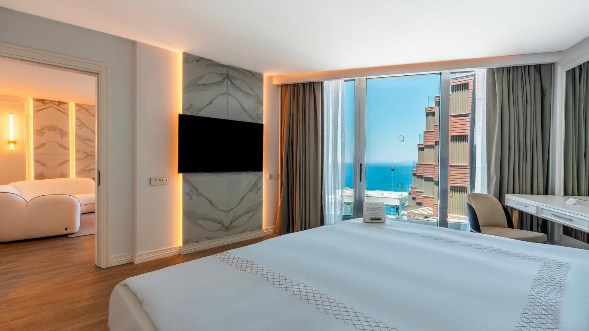 Hotel Qlusive