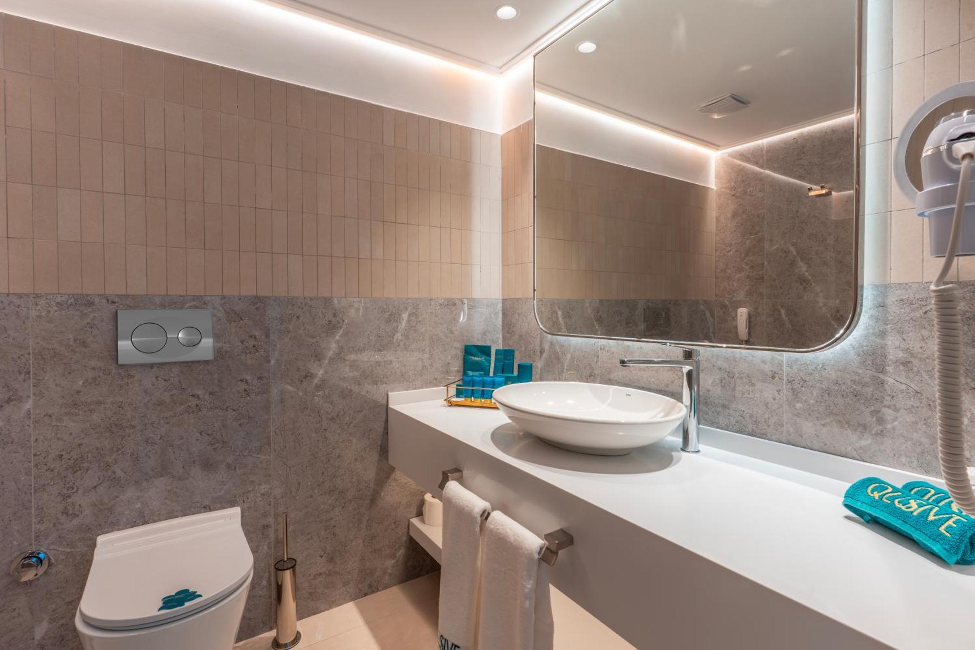 Hotel Qlusive